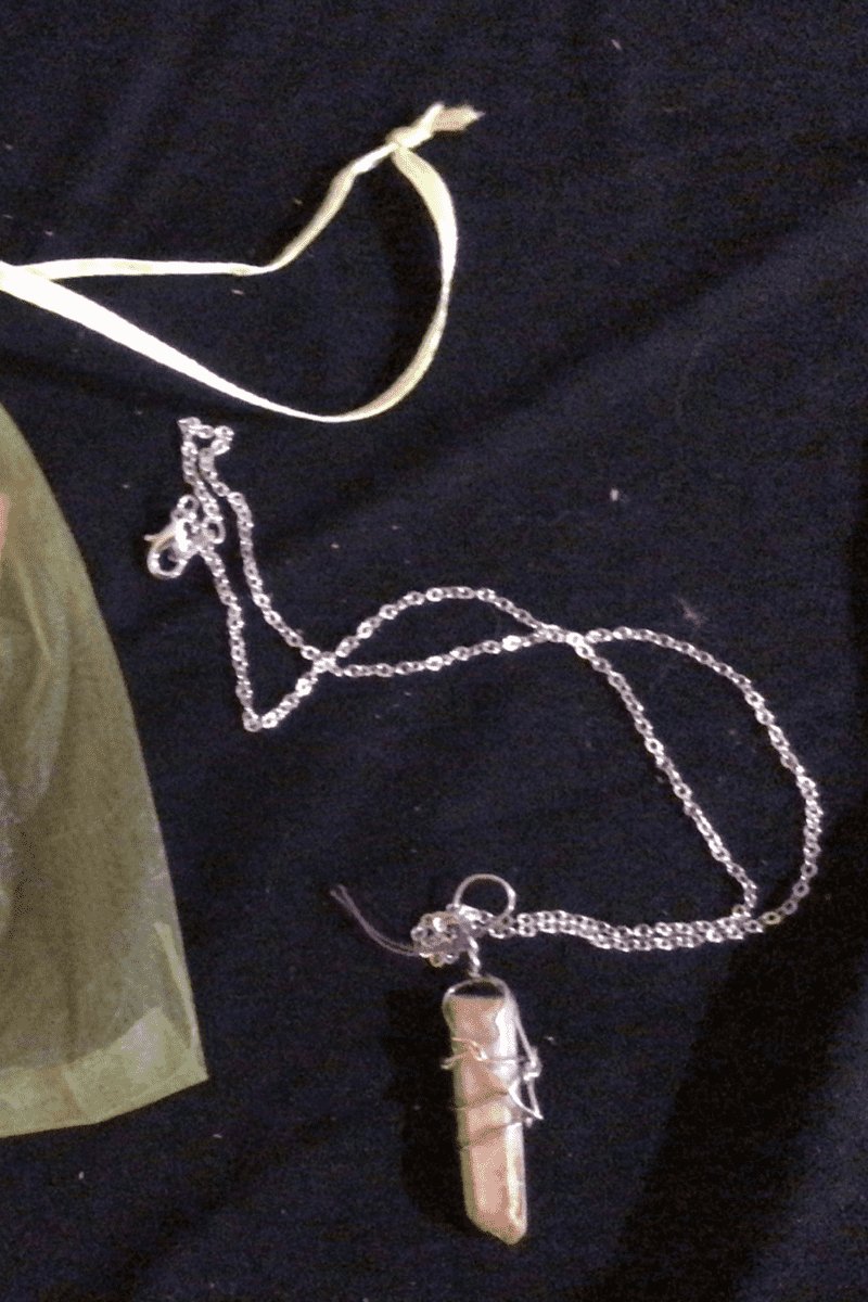 Inclusion quartz Crystal Necklace - Steel Pony